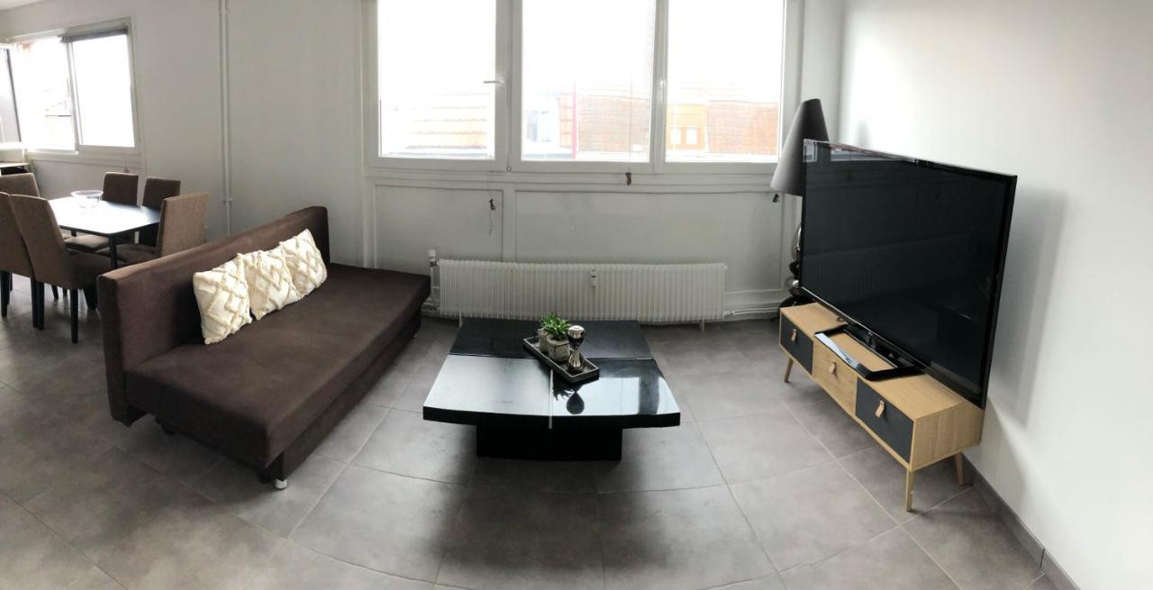 Bel Appartement Cosy Tres Calme Avec Parking Prive Templemars Exteriér fotografie